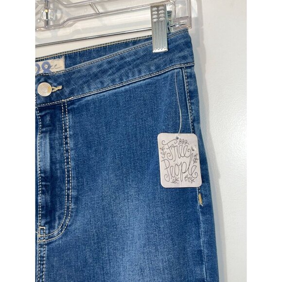 NWT Free People Just Float On Flare. High rise  Jeans  Women Size 28 - Picture 8 of 15
